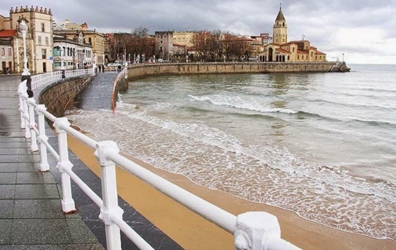 Tierra Encantada Gijón Esterno foto